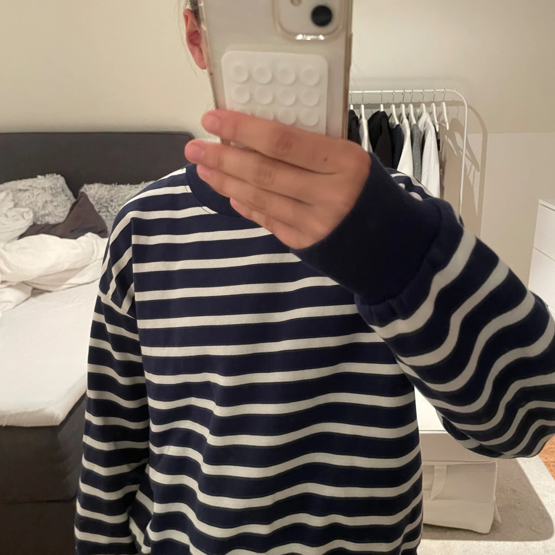 Randig tröja från Pull&Bear marinblå