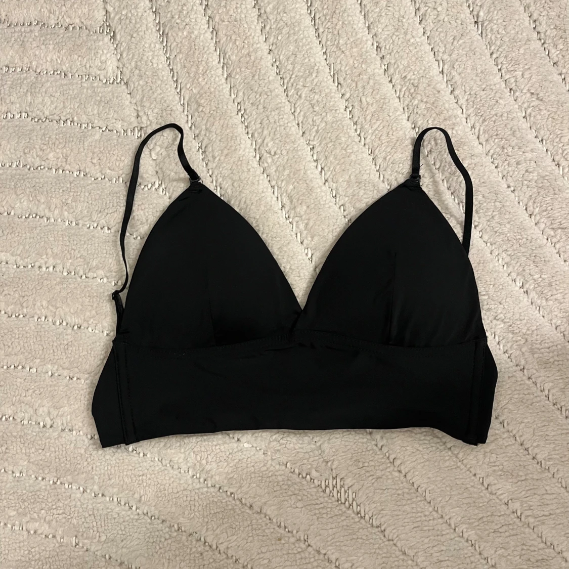 Svart BH
