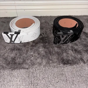 Lv bälten 2 för 450kr - Helt nya oanvända 