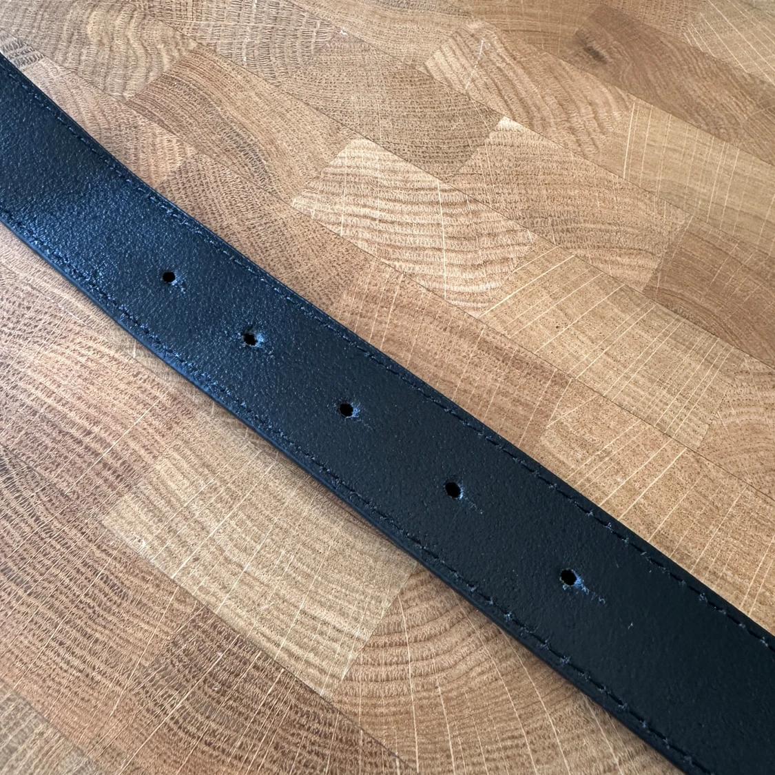 Svart skärp från J.Lindeberg i skinn - 3