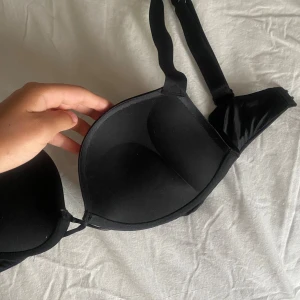 Victoria secret bh  - Helt ny aldrig använd, pris lapp kvar 