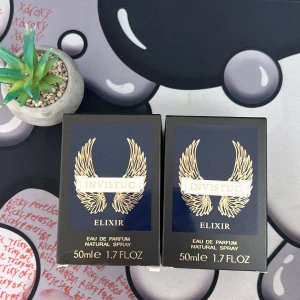 Invistuc Elixir EdP 50ml - Invistuc Elixir Eau de Parfum, 50ml. Snygg och modern design med guldiga detaljer. Ingredienser: Alcohol Denat, Parfum (Fragrance), Aqua (Water), PEG-40 Hydrogenated Castor Oil. Perfekt för dig som vill sticka ut med en unik doft.