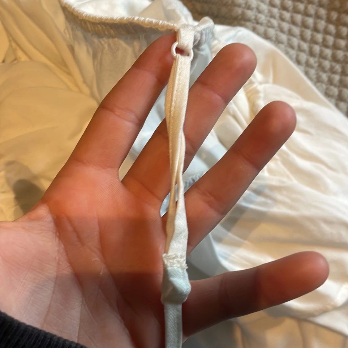 Vit volangtop från H&M med smala band - 3