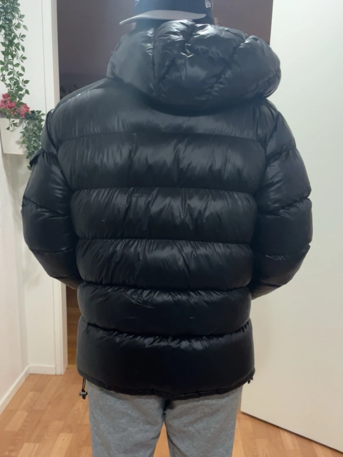 Svart Moncler pufferjacka  - 2