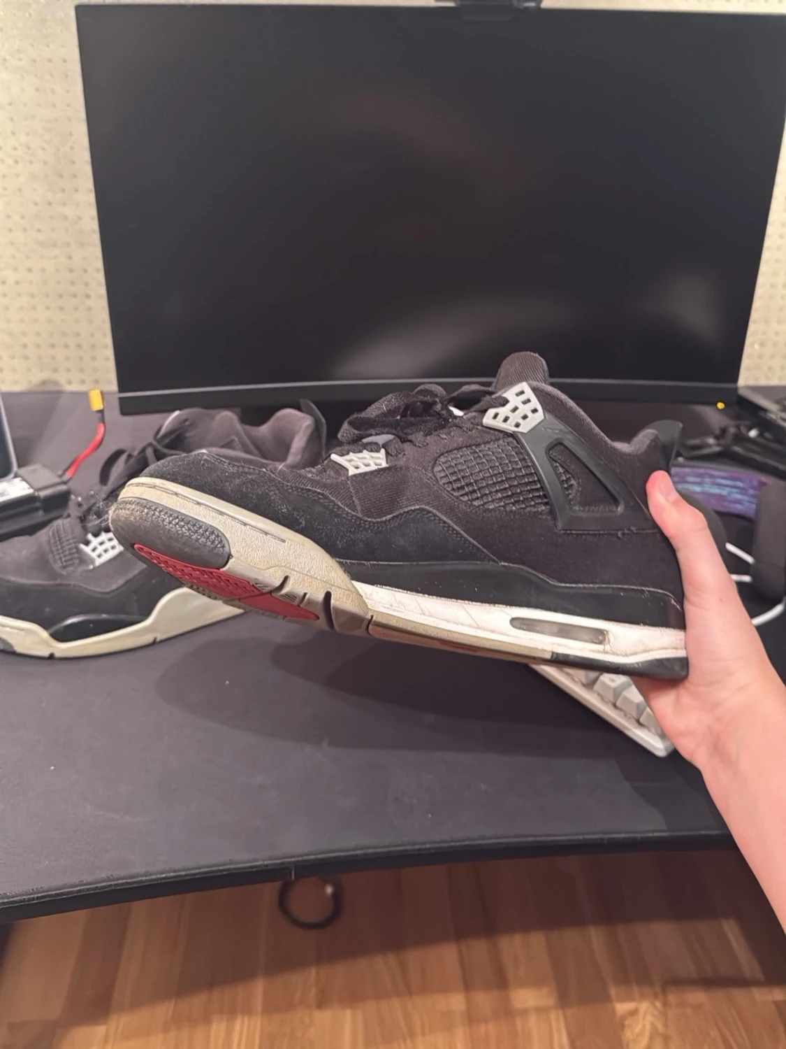 Svarta Nike Jordan 4 sneakers - 1