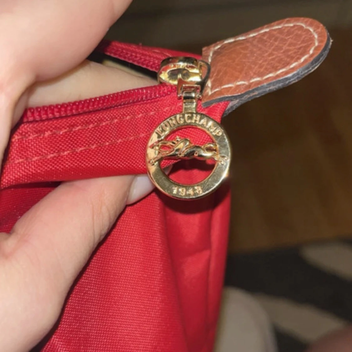 Röd handväska från Longchamp - 4