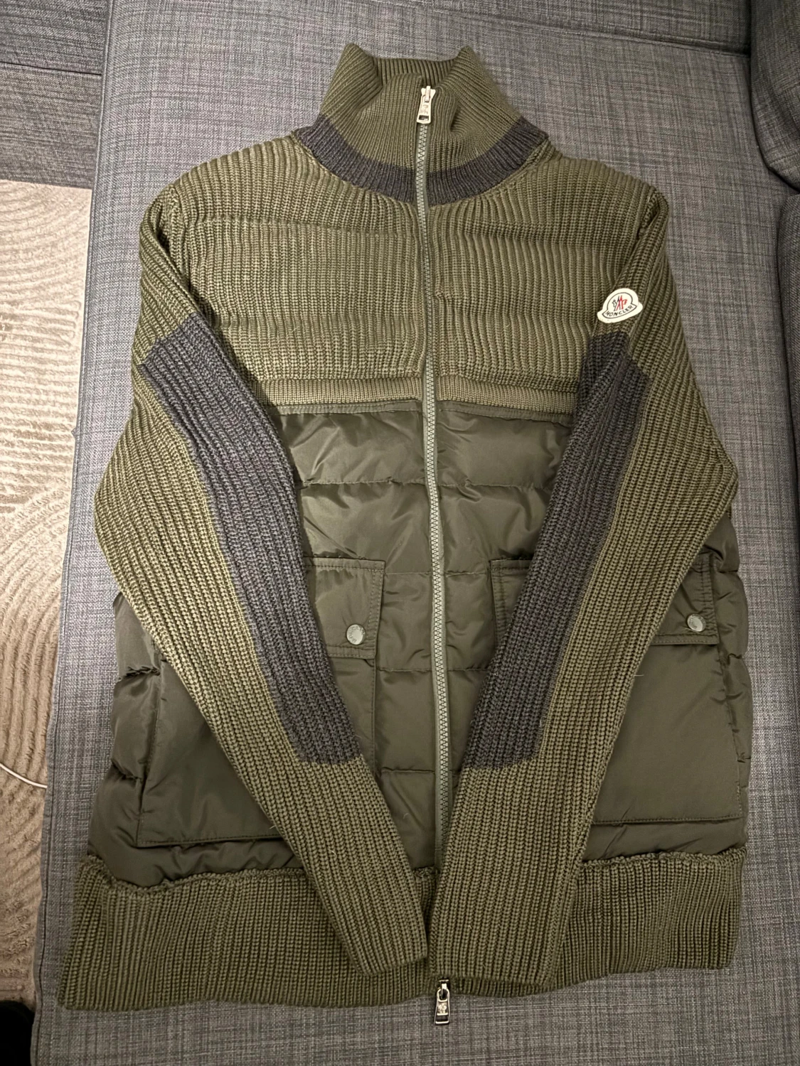 Unik olivgrön Moncler cardigan jacka - 2