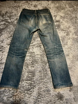 APC selvedge jeans - Säljer dessa skit snygga APC raw selvedge jeans med väldigt bra o klara fades. Storlek W28-29 L32
