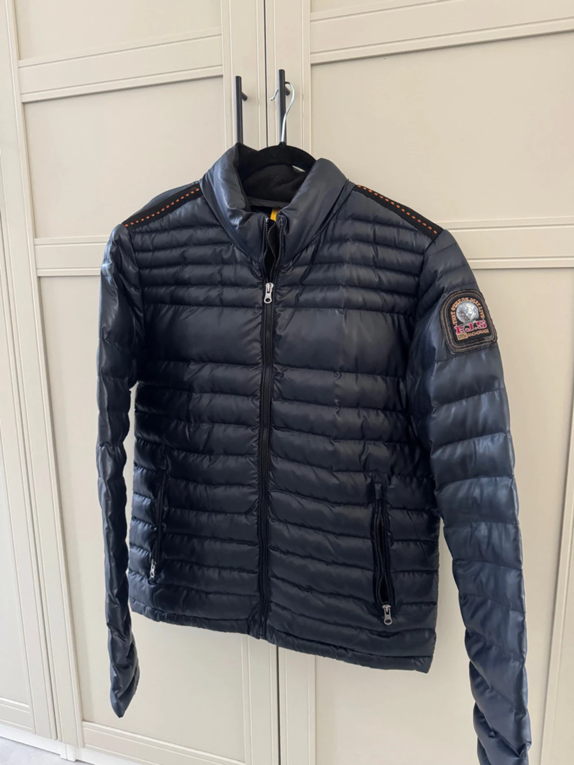 Mörkblå dunjacka Parajumpers