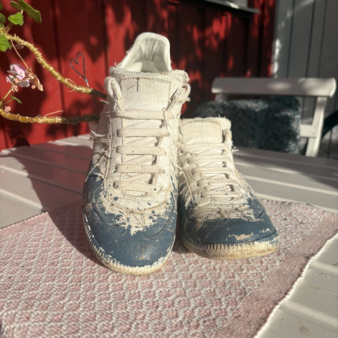 MAISON MARGIELA PAINT SPLATTER GATS - 1