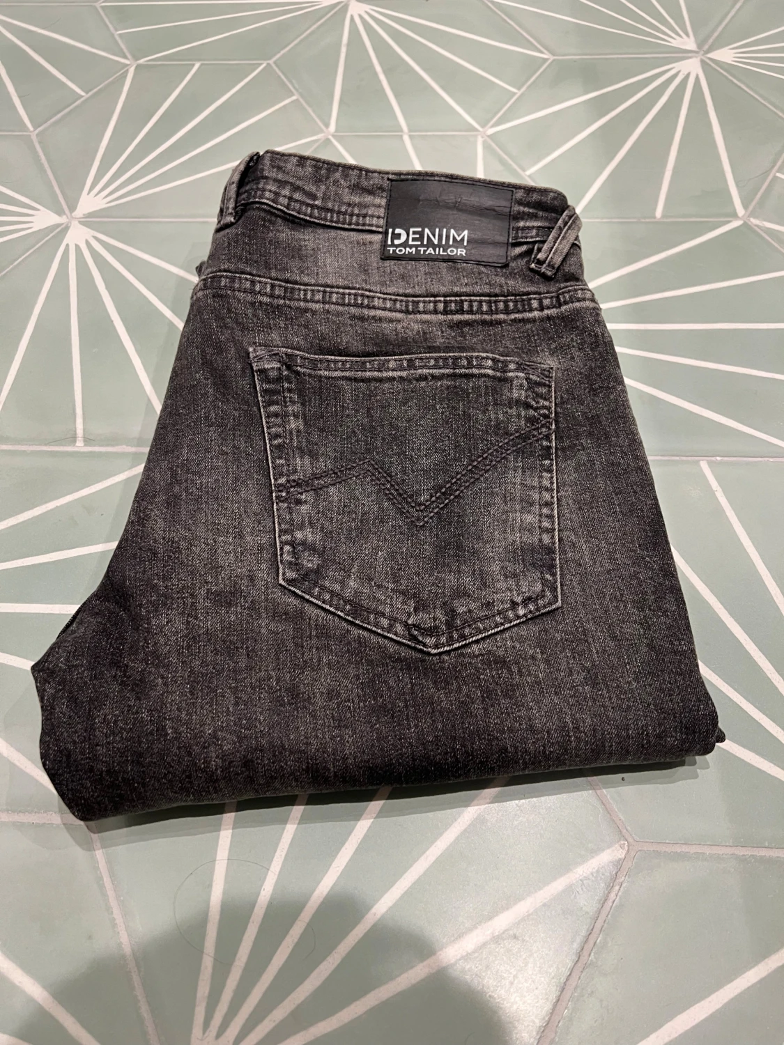 Gråa jeans från Tom Tailor - 2