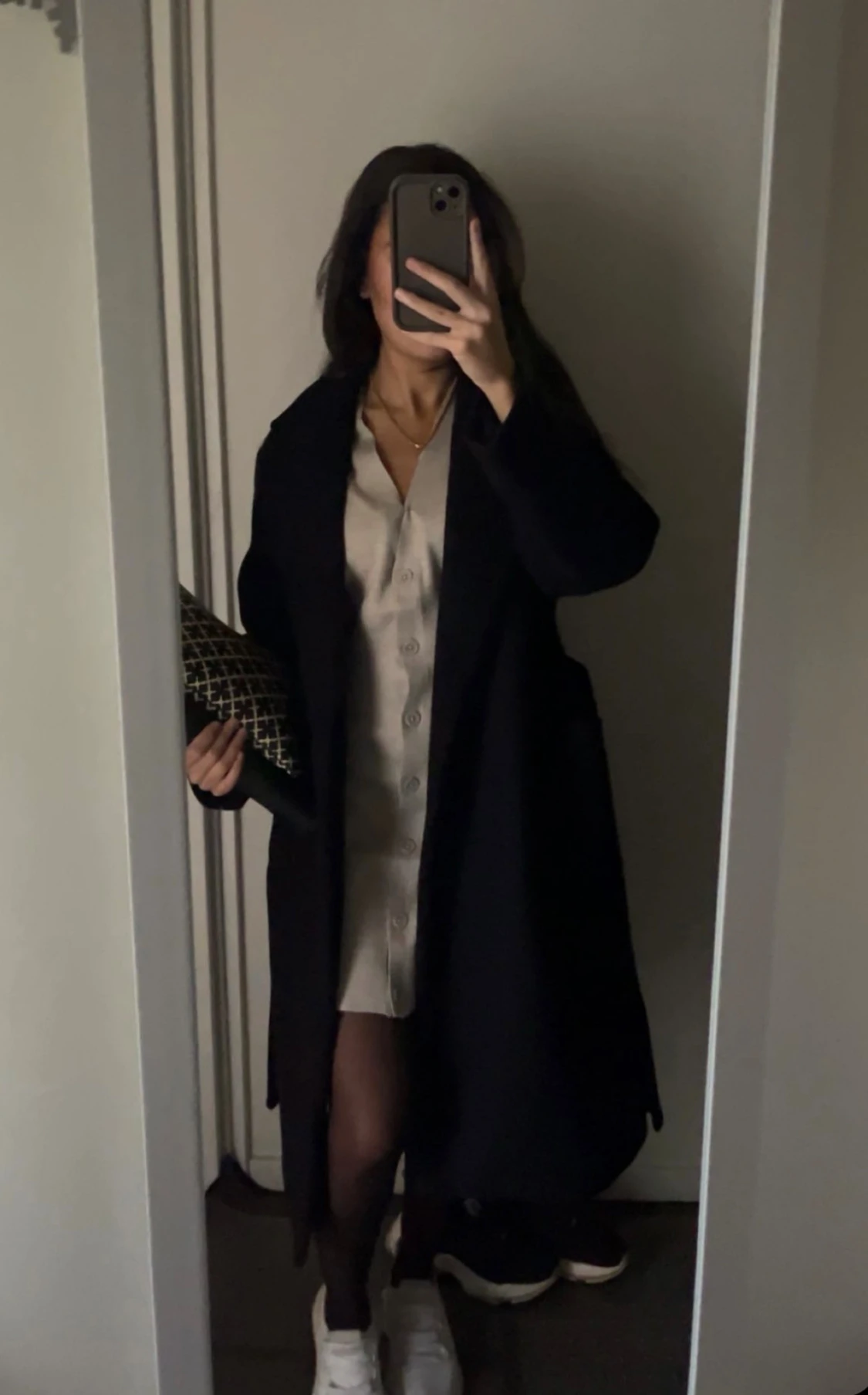 Beige kort klänning - 1