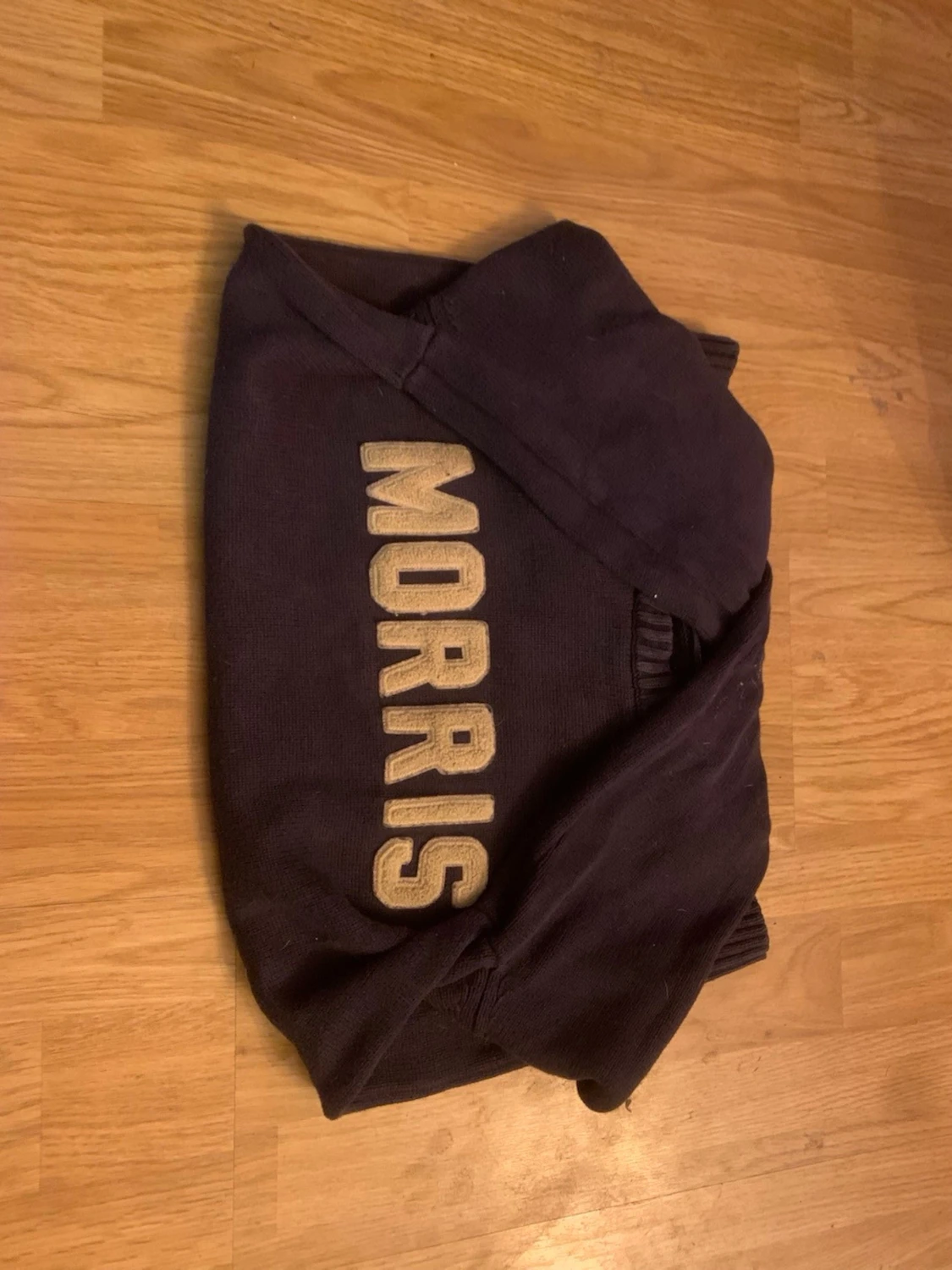 Mörkblå stickad tröja Morris XS