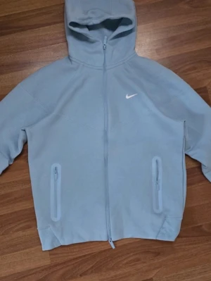 Blue Nocta - Helt ny, för stor för mig