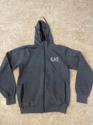 Helt ny Ea7 kofta! - Helt ny Ea7 kofta!