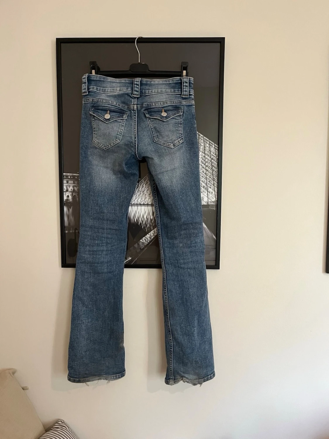 Blå bootcut jeans  - 1