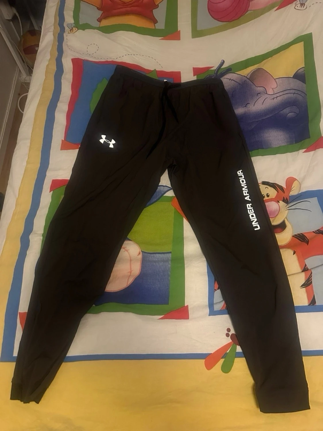 Svarta träningsbyxor från Under Armour - 5