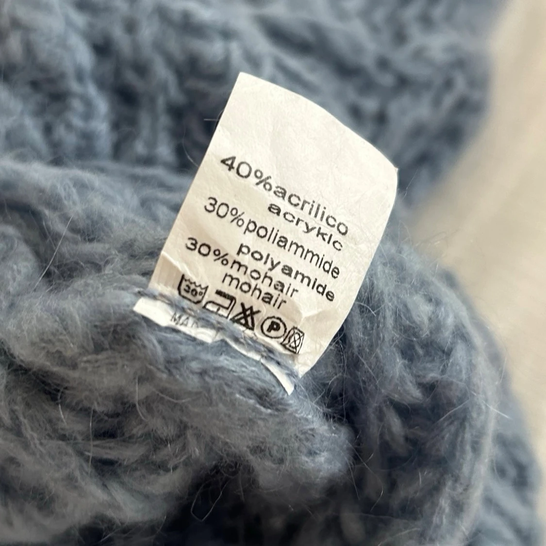 Stickad tröja i mohair-mix  - 2