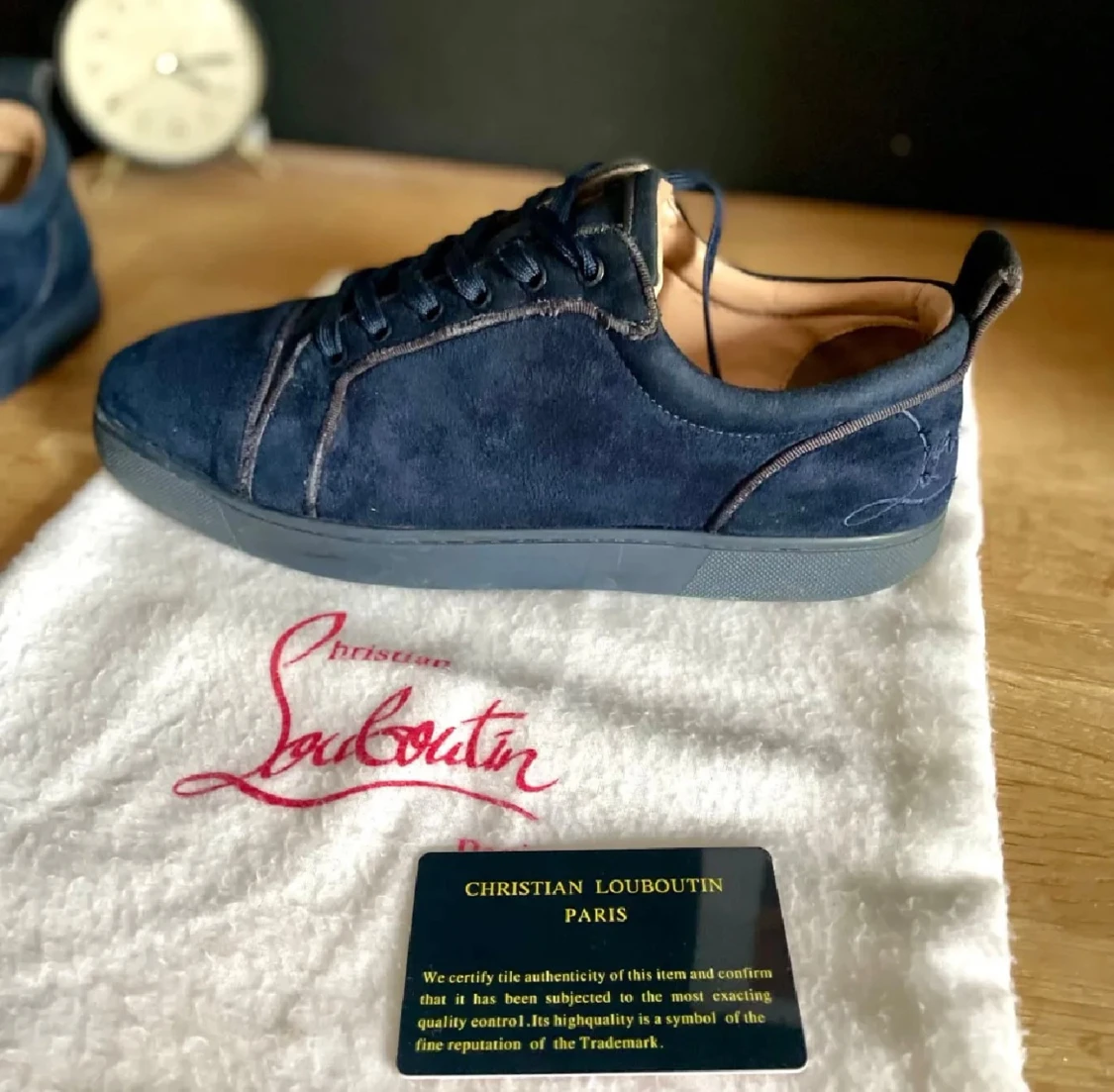 Mörkblå sneakers från Christian Louboutin - 1