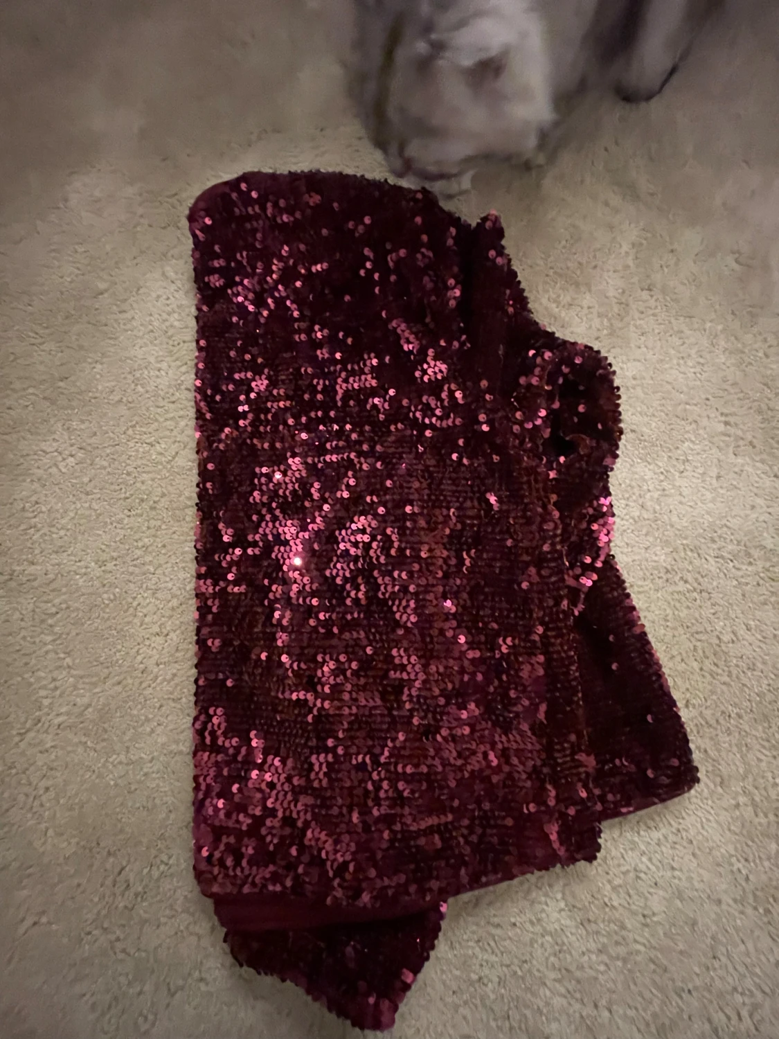 Vinröd paljettkofta från Bubbleroom - 1