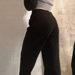 Manchesterbyxor  - Manchesterbyxor från Cider i storlek M, fint skick.