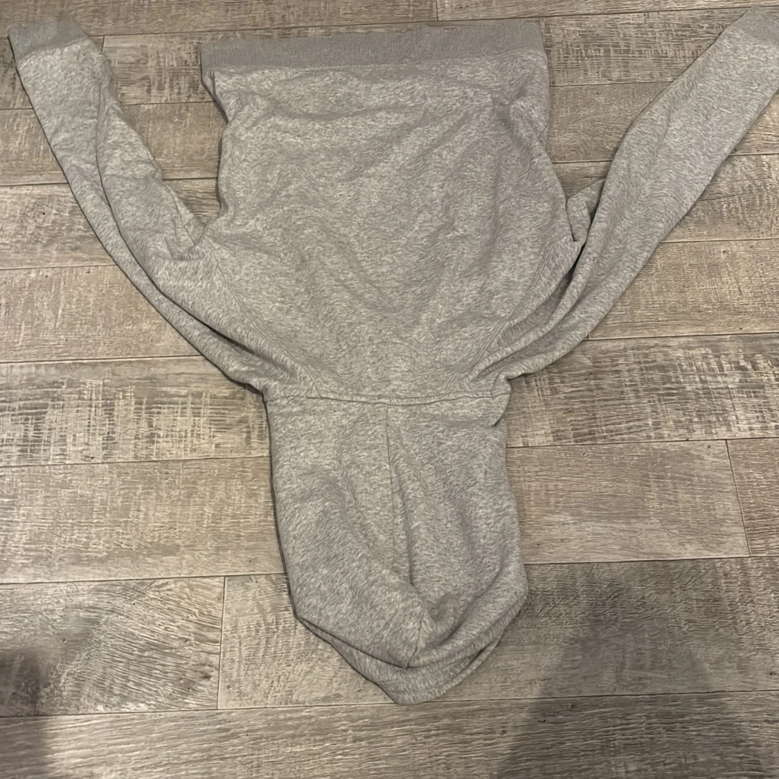 Grå hoodie från GANT med tryck - 3