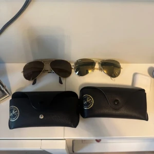 Raybans - 250 styck elr båda 400!