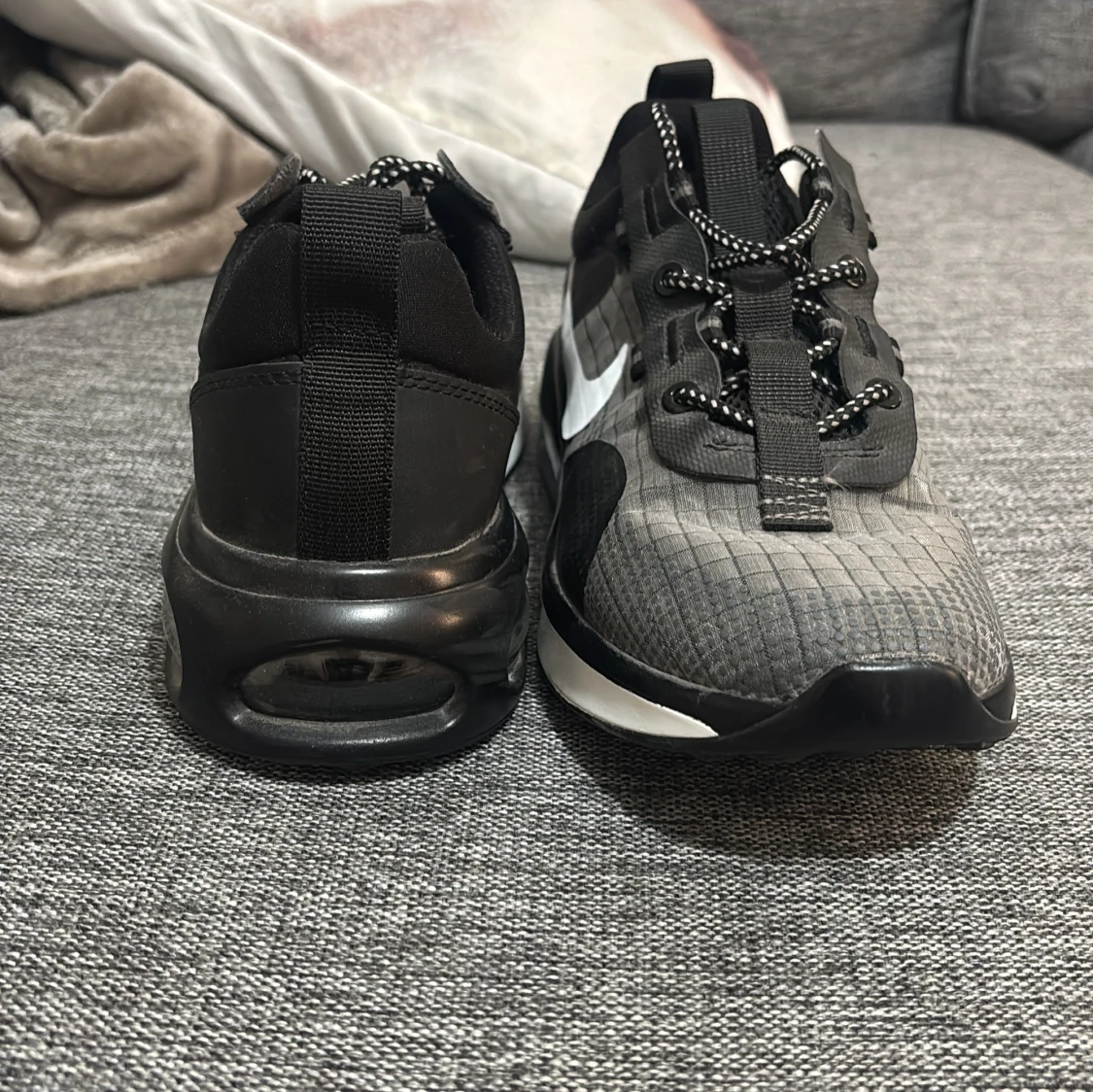 Nike React sneakers svart/grå - 1