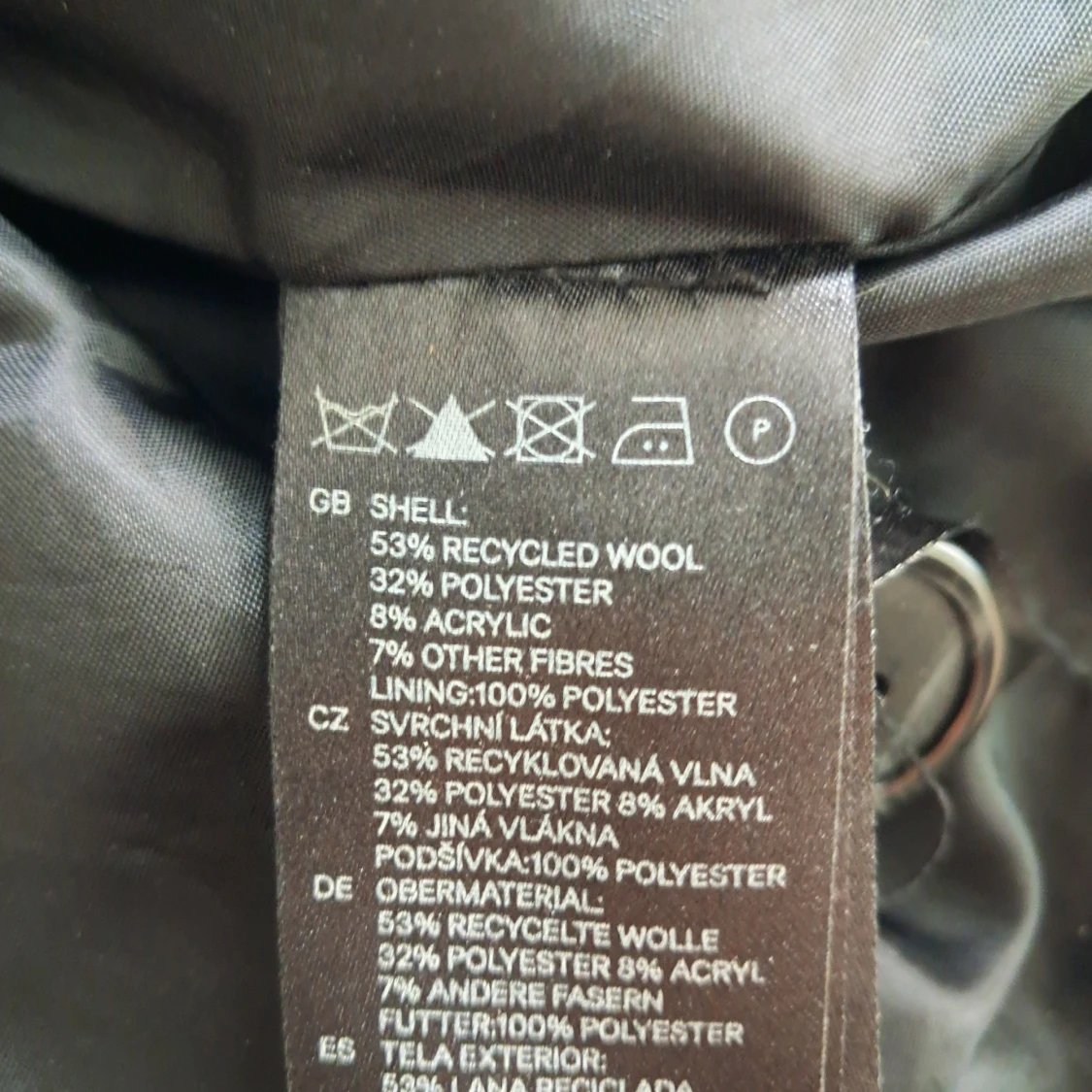 Svart ullkavaj från H&M, strl 52 - 2