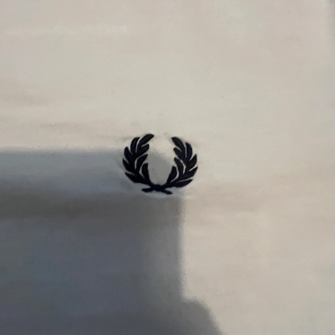 Vit Fred Perry t-shirt med logoband - 2