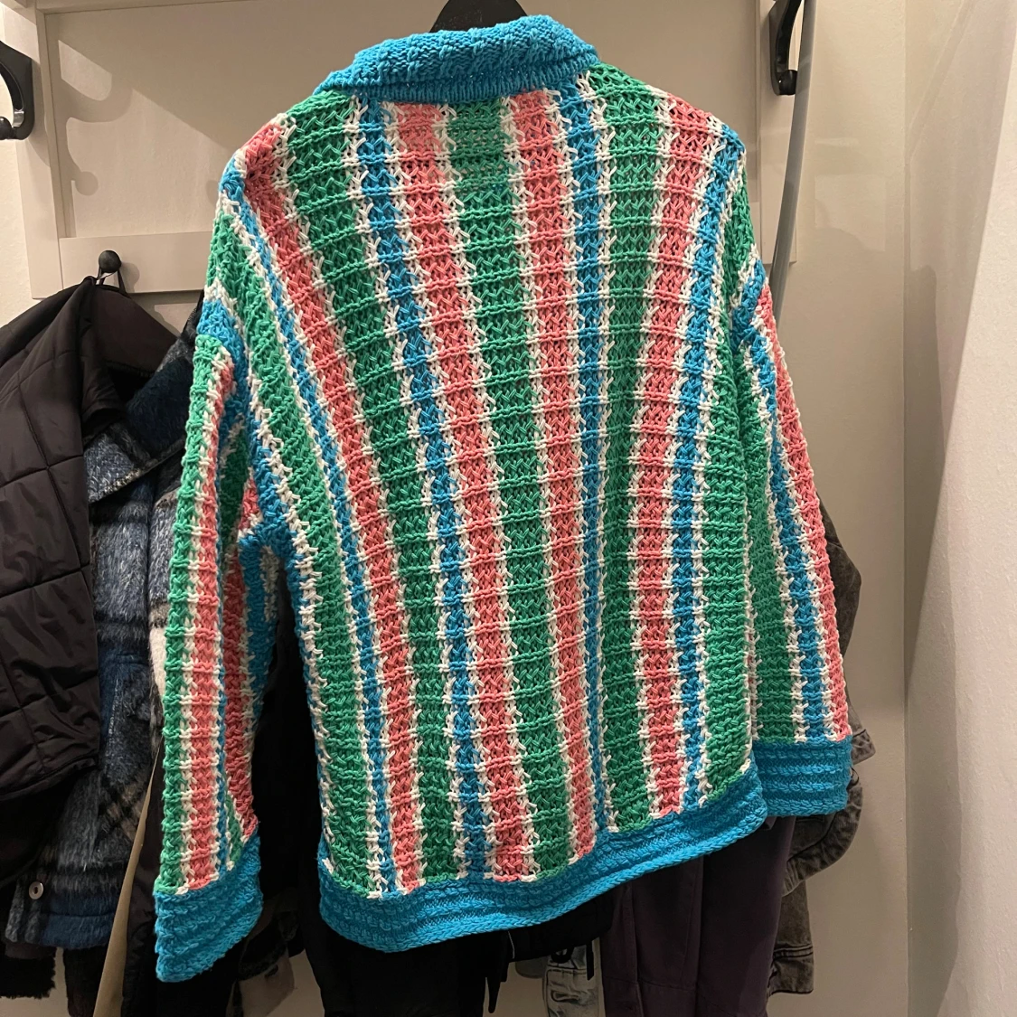 Färgglad randig kofta från Zara - 1