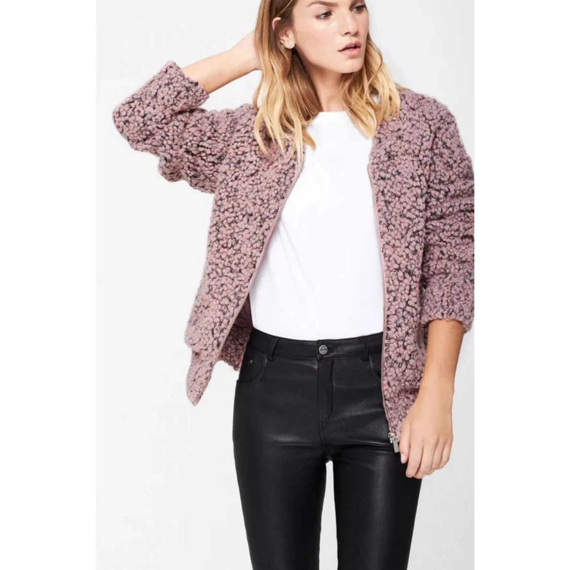 Rosa Bomberjacka från Anine Bing