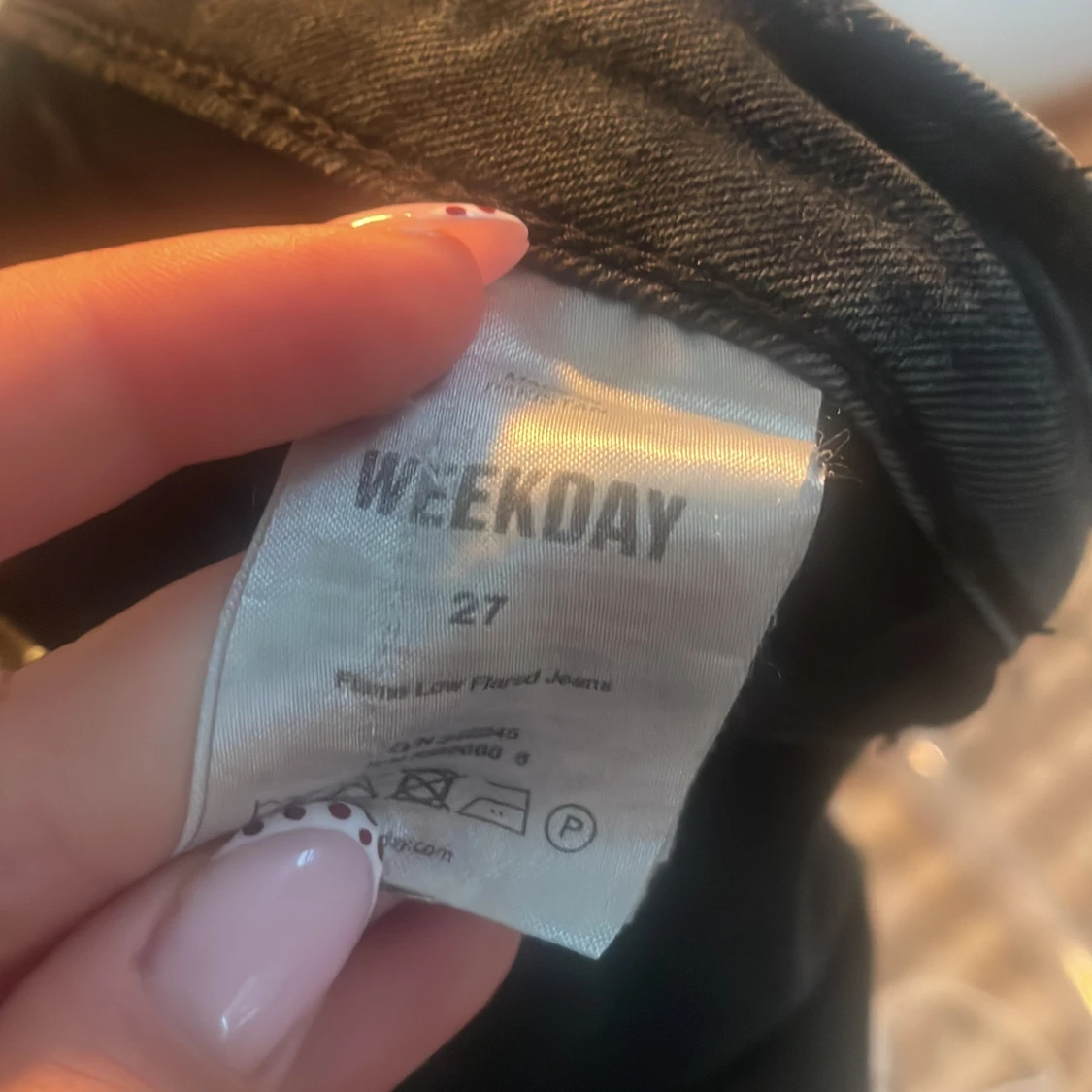 Svarta bootcut byxor från Flame - 4