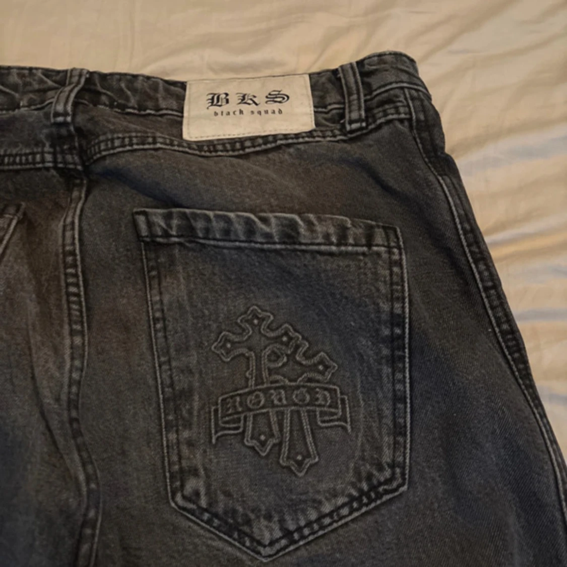 Svarta jeans från Black Squad - 1