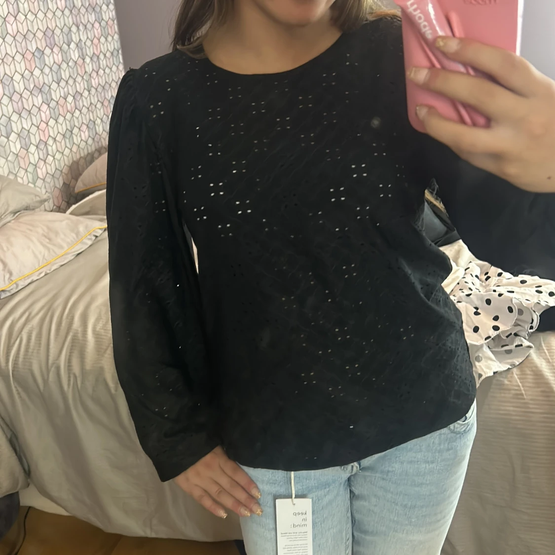 Svart blus med broderade detaljer JDY - 1