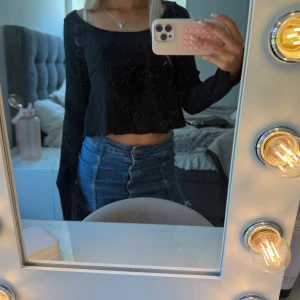 Svart blus nelly - Oanvänd! Passar även S🩷