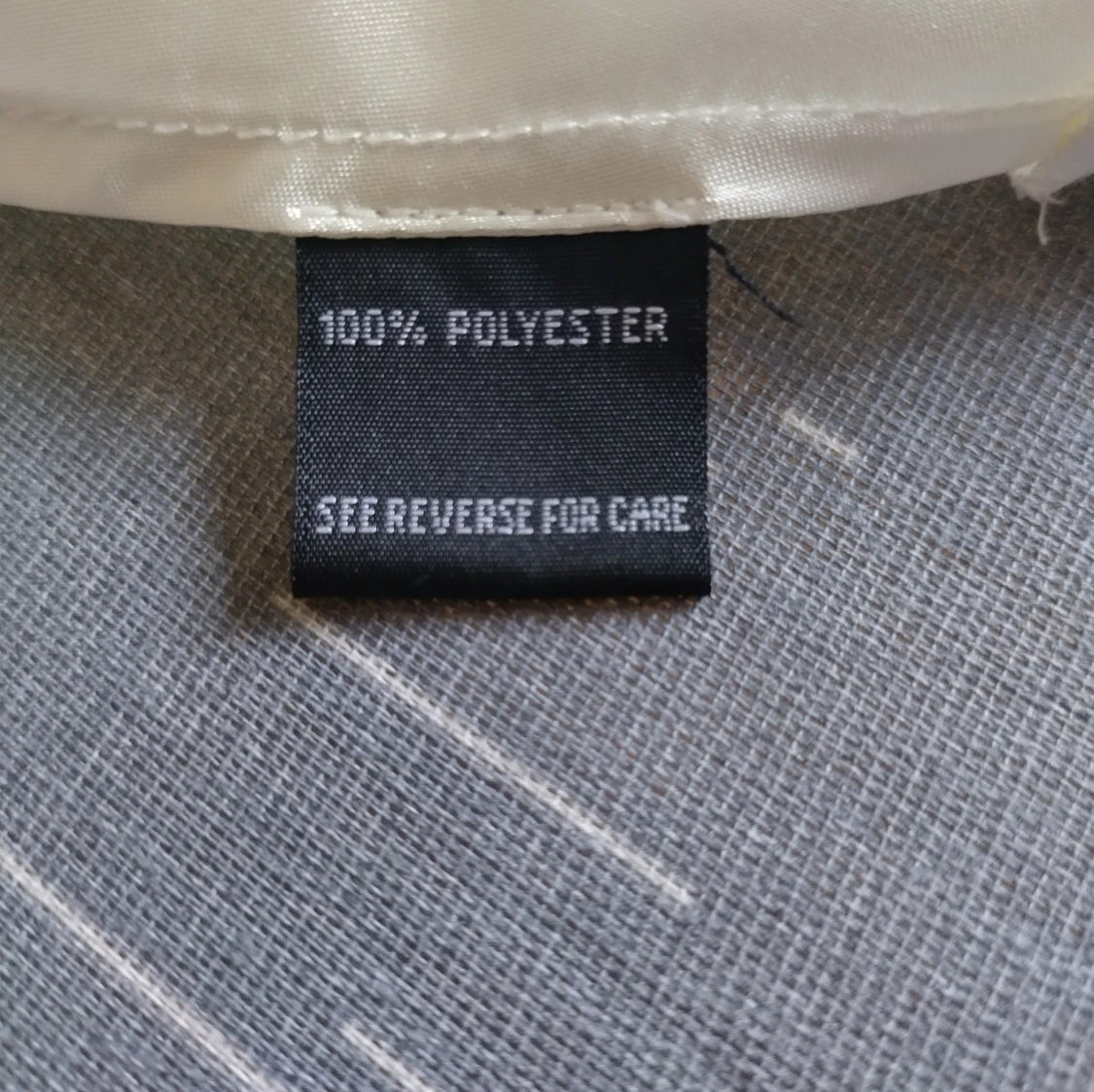 Offwhite långklänning med tillhörande sjal från Prima - 3