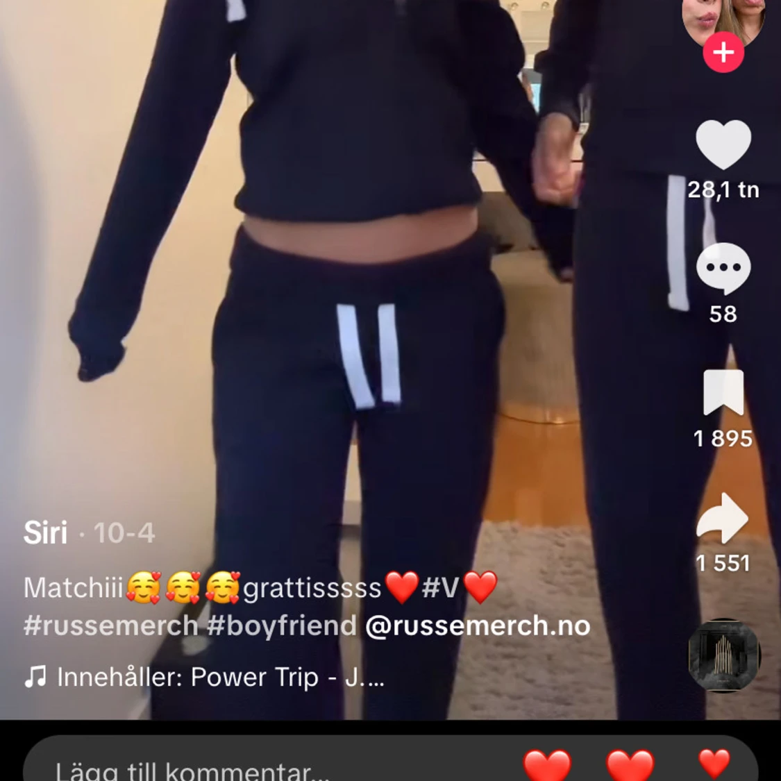 Svarta mjukisbyxor med vit snörning - 1