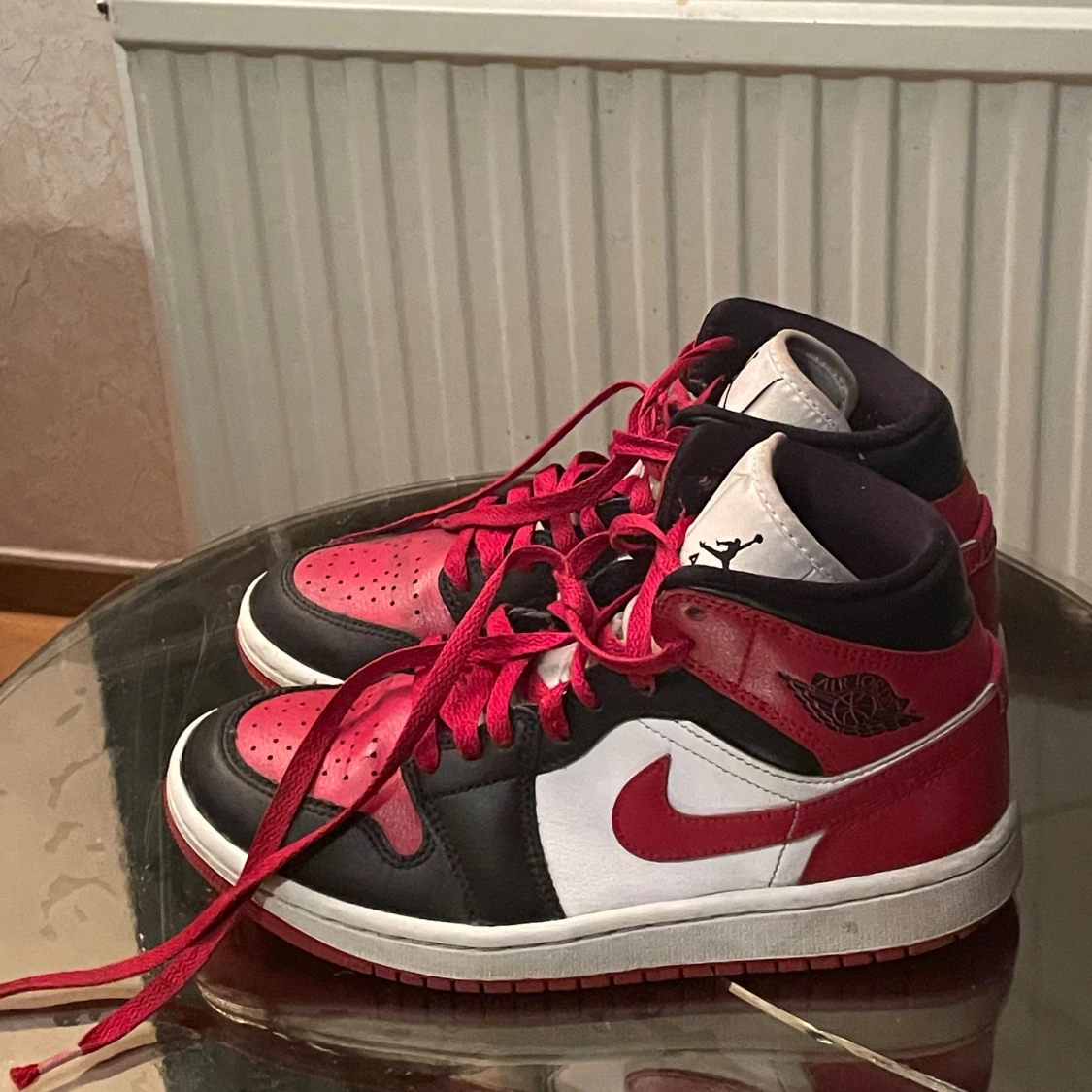  Jordan 1 Chicago sneakers - 1