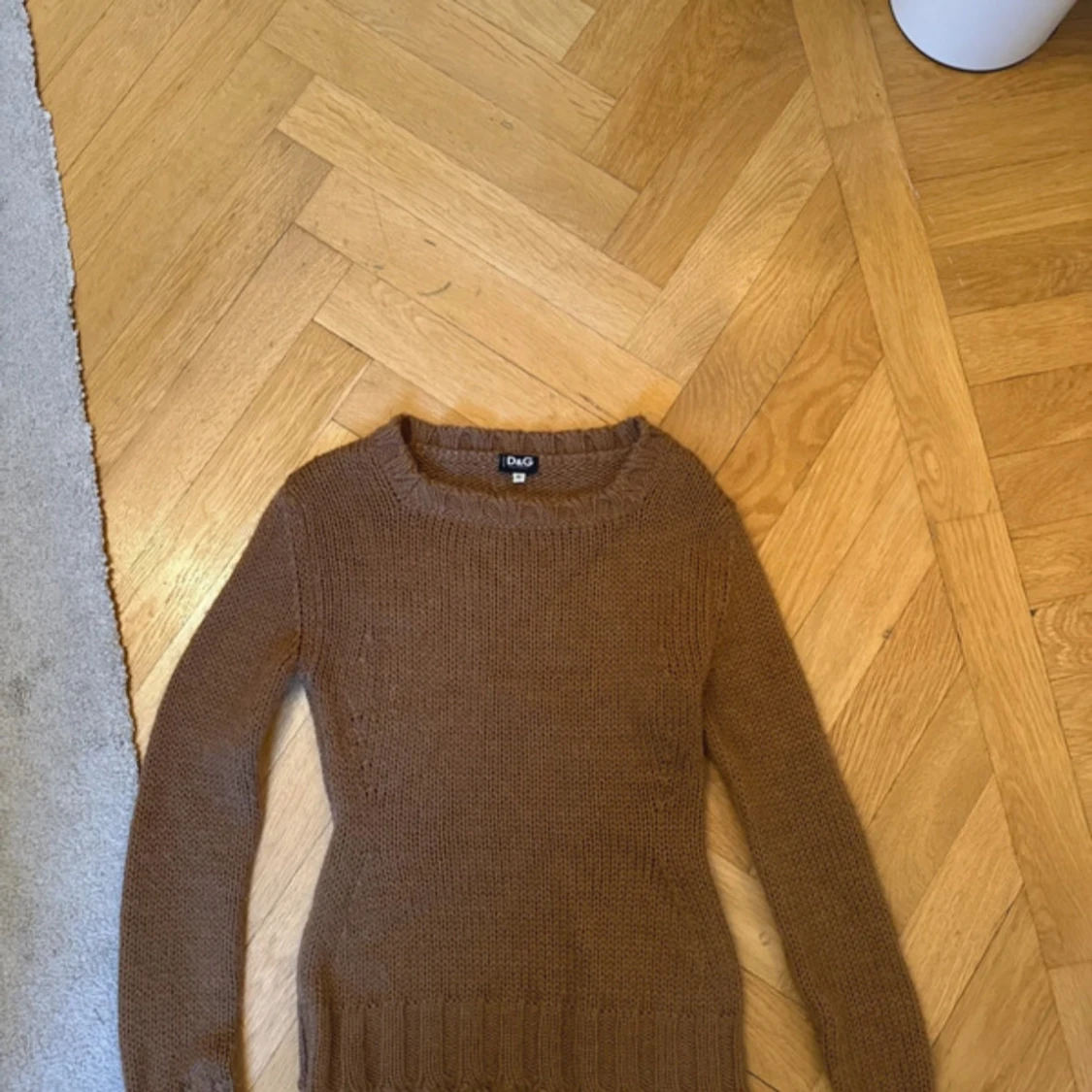 Brun stickad tröja från D&G - 2