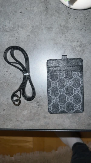 Korthållare, plånbok  - Helt ny i paket som på bild