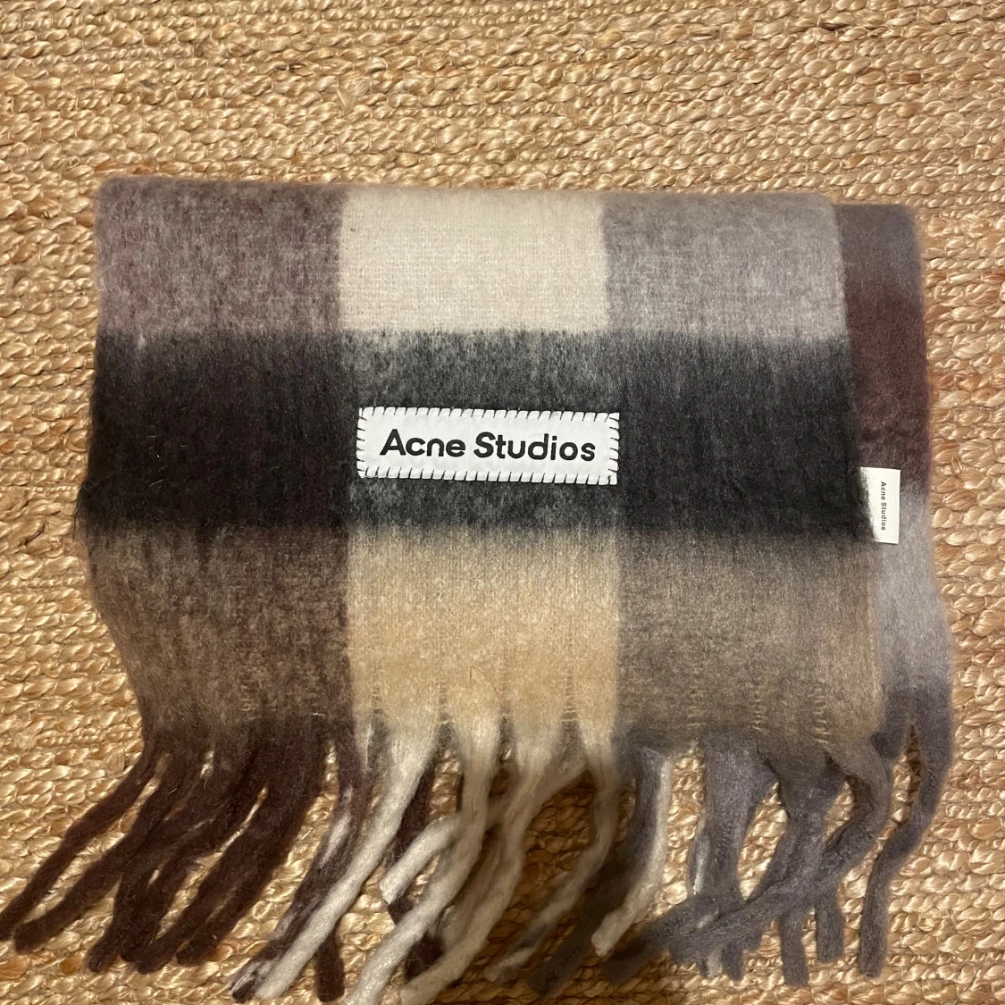 Rutig halsduk Acne Studios  - 2