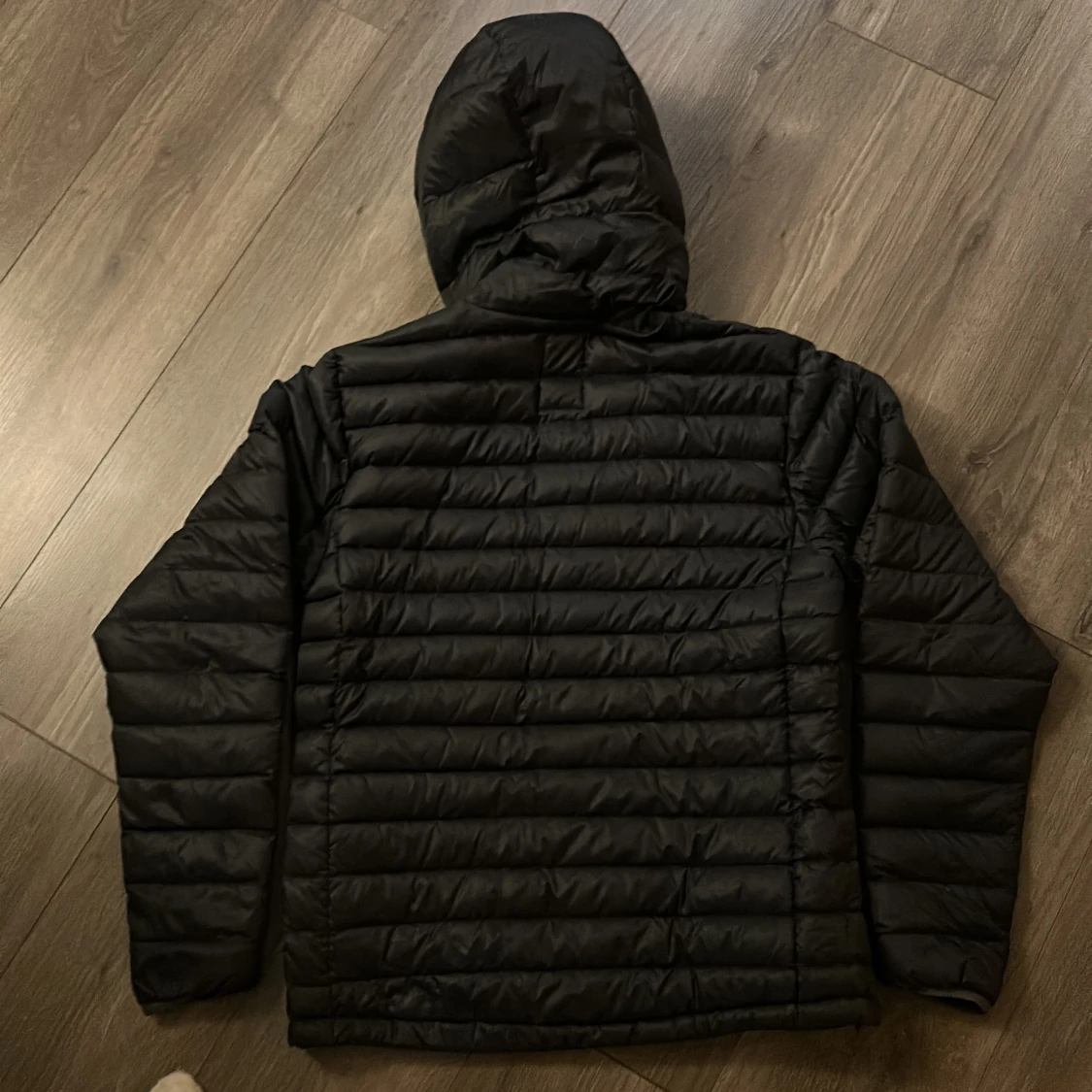 Svart dunjacka från 8848 Altitude M  - 2