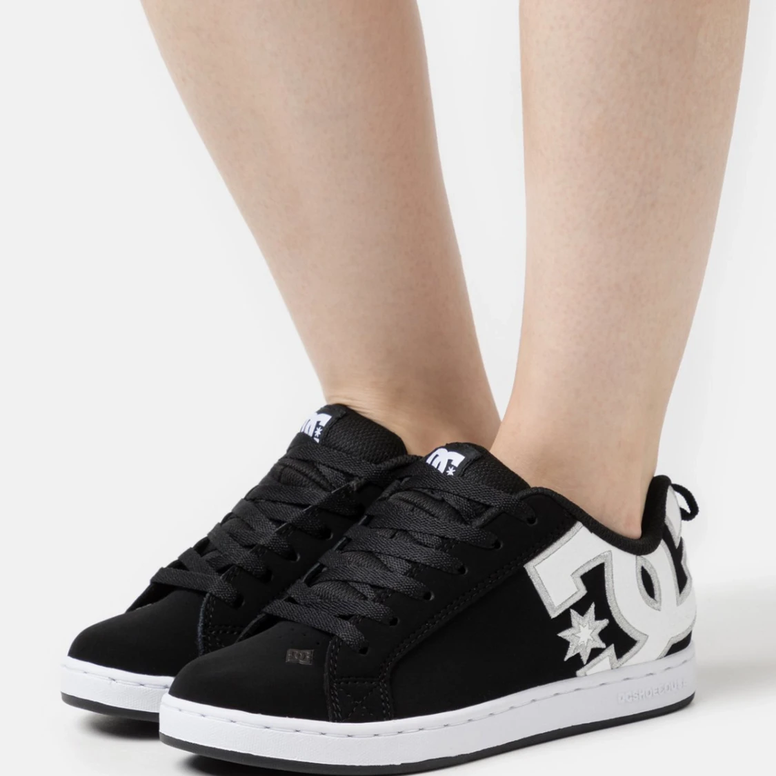 Svarta DC sneakers - 1