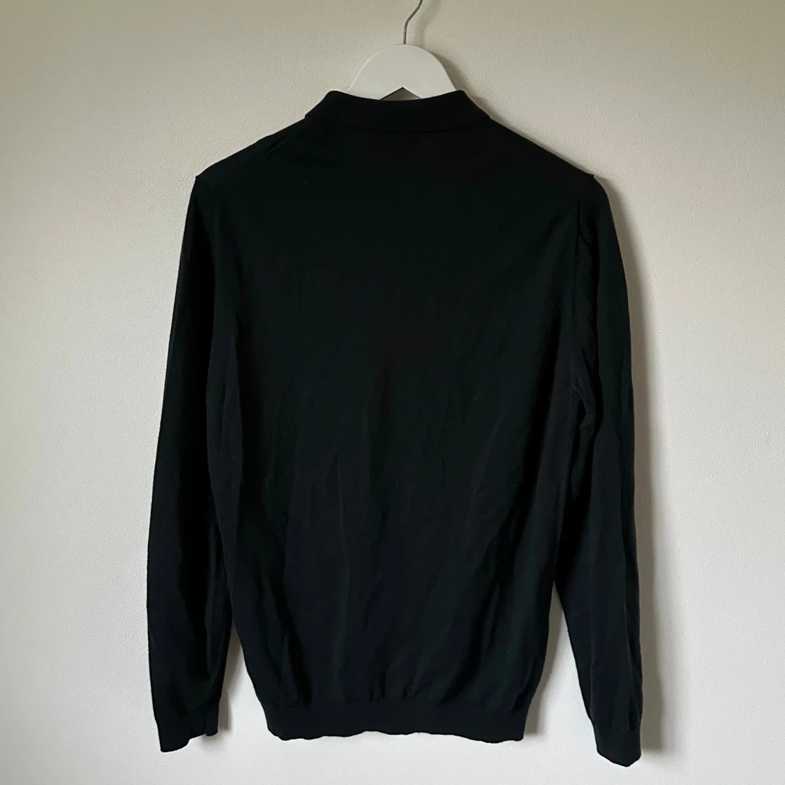 Mörkgrön pikétröja i merinoull Massimo Dutti - 1