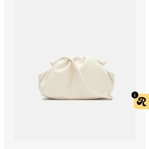 Beige axelväska med snörning - Väska från even and odd. Inga defekter