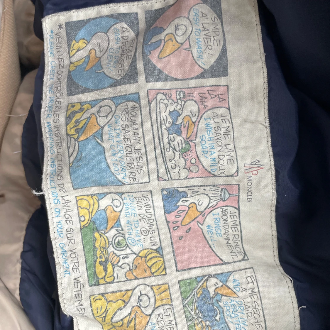 Beige Moncler dunjacka med päls - 4