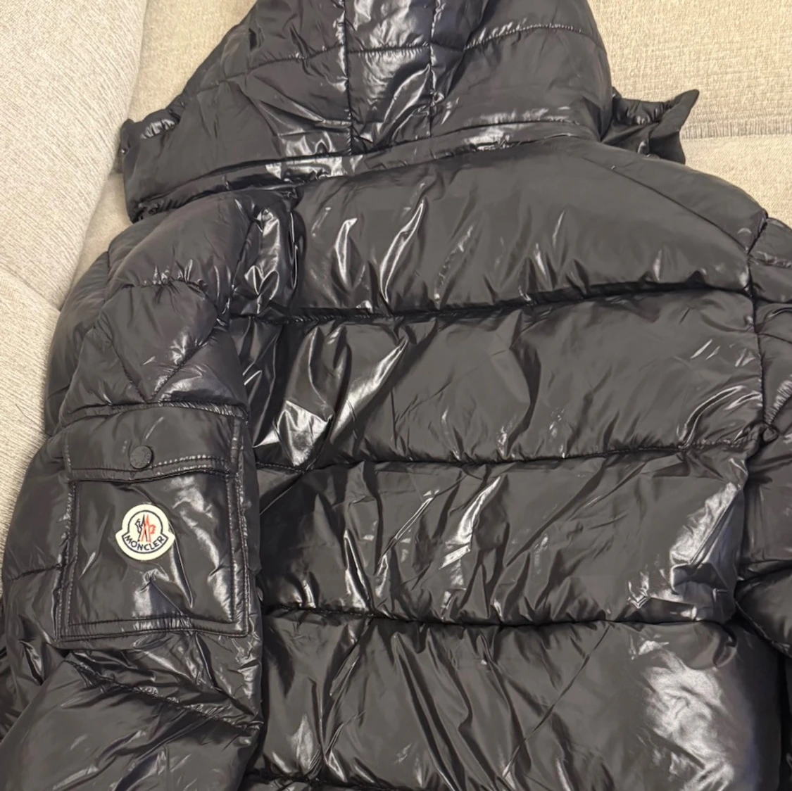 Svart Moncler pufferjacka M - 6