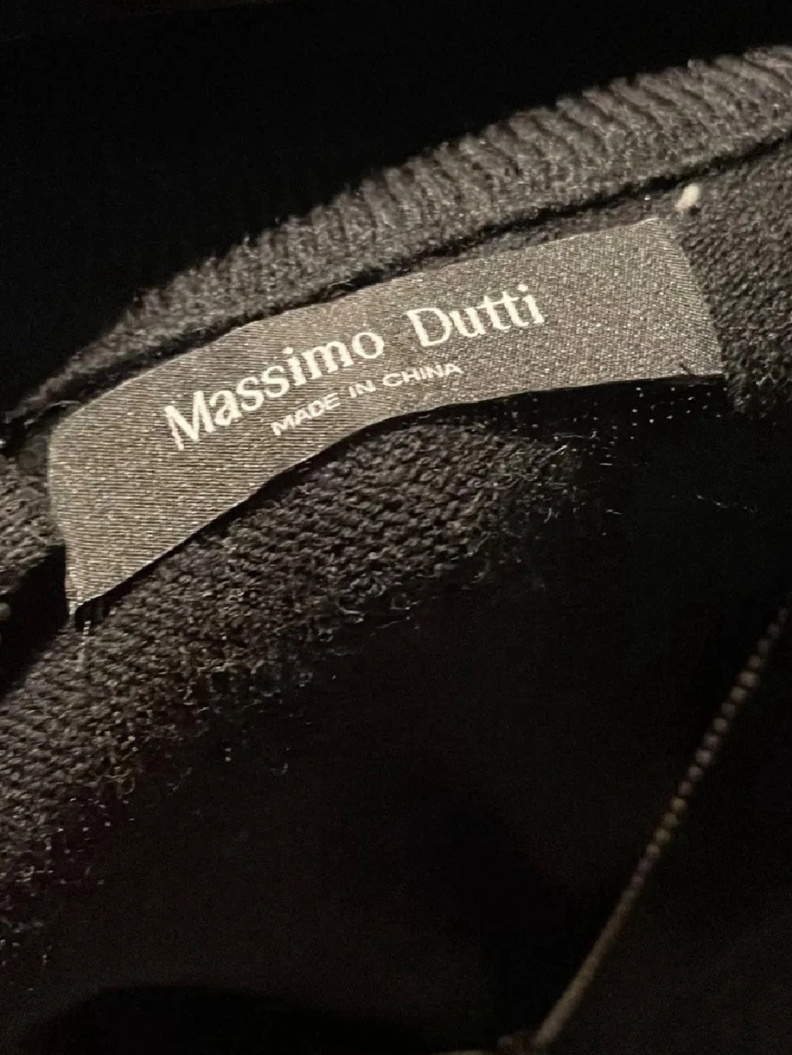  Massimo Dutti - 1
