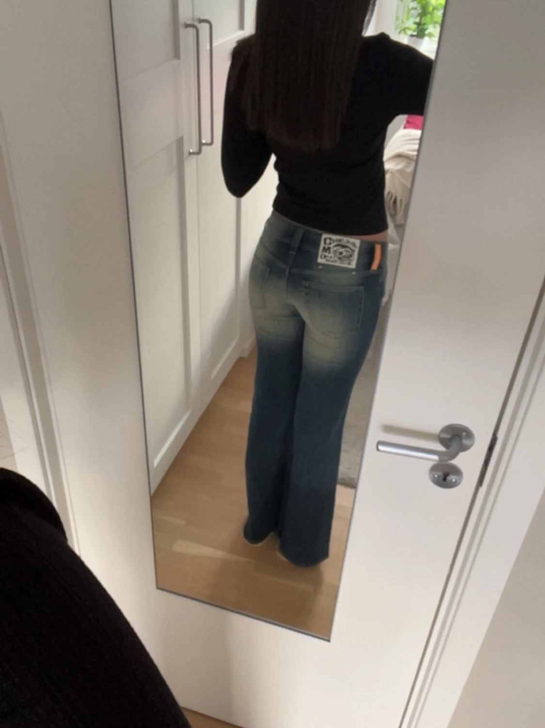 Bootcut jeans i mörkblå denim - 4
